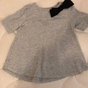 Old Navy gray top
